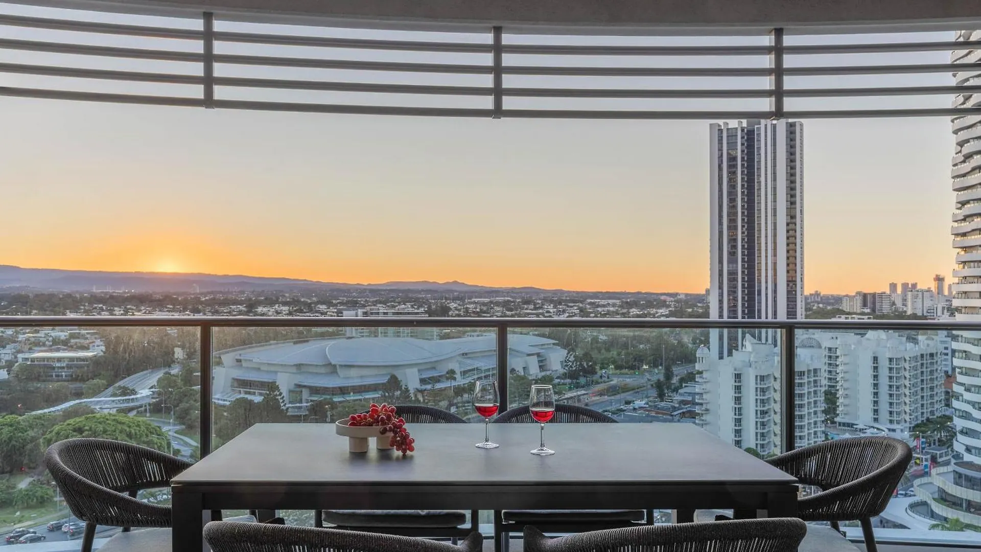 Peppers Broadbeach Gold Coast Apartahotel